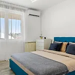 Bucharest Sala Palatului Apartment
